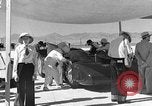 Standbild Sir Malcolm Campbell Bonneville Salt Flats Utah USA, 1935, aus Sekunde 14 historischem Filmmaterial Videoclip 65675043345