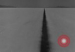 Standbild Sir Malcolm Campbell Bonneville Salt Flats Utah USA, 1935, aus Sekunde 41 historischem Filmmaterial Videoclip 65675043345