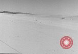 Standbild Sir Malcolm Campbell Bonneville Salt Flats Utah USA, 1935, aus Sekunde 49 historischem Filmmaterial Videoclip 65675043345
