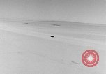 Standbild Sir Malcolm Campbell Bonneville Salt Flats Utah USA, 1935, aus Sekunde 53 historischem Filmmaterial Videoclip 65675043345