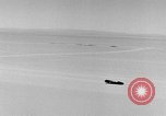 Standbild Sir Malcolm Campbell Bonneville Salt Flats Utah USA, 1935, aus Sekunde 57 historischem Filmmaterial Videoclip 65675043345