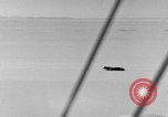 Standbild Sir Malcolm Campbell Bonneville Salt Flats Utah USA, 1935, aus Sekunde 58 historischem Filmmaterial Videoclip 65675043345