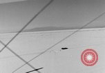 Standbild Sir Malcolm Campbell Bonneville Salt Flats Utah USA, 1935, aus Sekunde 61 historischem Filmmaterial Videoclip 65675043345