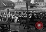 Image travailleurs grève du chantier naval de fin Camden New Jersey USA, 1935, de la seconde 5 séquences d'archives historiques vidéo 65675043348