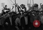 Image travailleurs grève du chantier naval de fin Camden New Jersey USA, 1935, de la seconde 45 séquences d'archives historiques vidéo 65675043348
