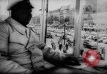 Immagine di La ricostruzione e la prosperità a Berlino ovest mentre Berlino est struggl Berlino Germania, 1958, secondo 9 filmato di repertorio 65675043357