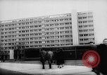 Immagine di La ricostruzione e la prosperità a Berlino ovest mentre Berlino est struggl Berlino Germania, 1958, secondo 27 filmato di repertorio 65675043357