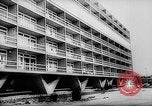 Immagine di La ricostruzione e la prosperità a Berlino ovest mentre Berlino est struggl Berlino Germania, 1958, secondo 30 filmato di repertorio 65675043357