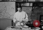 Immagine di Il Reverendo George Pire Belgio, 1958, secondo 18 filmato di repertorio 65675043359
