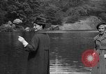 Immagine di Sfilata di moda New York United States USA, 1958, secondo 21 filmato di repertorio 65675043360