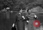 Immagine di Sfilata di moda New York United States USA, 1958, secondo 26 filmato di repertorio 65675043360