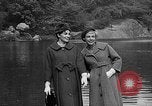 Immagine di Sfilata di moda New York United States USA, 1958, secondo 28 filmato di repertorio 65675043360