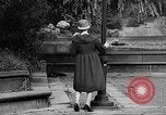 Immagine di Sfilata di moda New York United States USA, 1958, secondo 39 filmato di repertorio 65675043360
