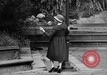 Immagine di Sfilata di moda New York United States USA, 1958, secondo 41 filmato di repertorio 65675043360