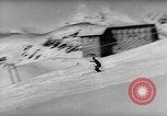 Immagine di Gli sciatori sci Germania, 1958, secondo 33 filmato di repertorio 65675043361