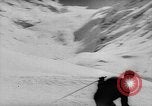 Immagine di Gli sciatori sci Germania, 1958, secondo 37 filmato di repertorio 65675043361