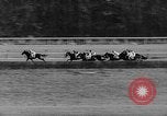 Standbild internationalen Pferderennen Laurel Maryland USA, 1958, aus Sekunde 25 historischem Filmmaterial Videoclip 65675043362