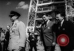 Standbild Präsident Dwight D Eisenhower Cape Canaveral Florida USA, 1960, aus Sekunde 39 historischem Filmmaterial Videoclip 65675043364