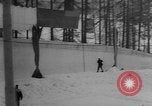 Standbild Eugenio Monti Cortina d'Ampezzo Italien, 1960, aus Sekunde 45 historischem Filmmaterial Videoclip 65675043365
