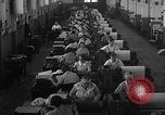 Image Dépression maisons grotte Uniontown Pennsylvania USA, 1935, de la seconde 32 séquences d'archives historiques vidéo 65675043368
