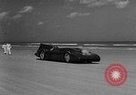 Standbild Sir Malcolm Campbell Daytona Beach Florida USA, 1935, aus Sekunde 17 historischem Filmmaterial Videoclip 65675043370