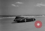 Standbild Sir Malcolm Campbell Daytona Beach Florida USA, 1935, aus Sekunde 23 historischem Filmmaterial Videoclip 65675043370