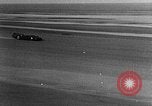 Standbild Sir Malcolm Campbell Daytona Beach Florida USA, 1935, aus Sekunde 24 historischem Filmmaterial Videoclip 65675043370