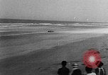 Standbild Sir Malcolm Campbell Daytona Beach Florida USA, 1935, aus Sekunde 26 historischem Filmmaterial Videoclip 65675043370