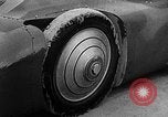Standbild Sir Malcolm Campbell Daytona Beach Florida USA, 1935, aus Sekunde 46 historischem Filmmaterial Videoclip 65675043370