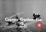 Standbild Hydro-Glider Cypress Garden Florida USA, 1955, aus Sekunde 5 historischem Filmmaterial Videoclip 65675043381