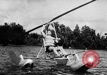 Standbild Hydro-Glider Cypress Garden Florida USA, 1955, aus Sekunde 7 historischem Filmmaterial Videoclip 65675043381
