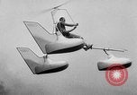 Standbild Hydro-Glider Cypress Garden Florida USA, 1955, aus Sekunde 23 historischem Filmmaterial Videoclip 65675043381