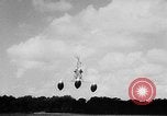 Standbild Hydro-Glider Cypress Garden Florida USA, 1955, aus Sekunde 32 historischem Filmmaterial Videoclip 65675043381