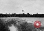 Standbild Hydro-Glider Cypress Garden Florida USA, 1955, aus Sekunde 40 historischem Filmmaterial Videoclip 65675043381
