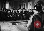 Standbild Papst Pius XII Castel Gandolfo Italien, 1957, aus Sekunde 10 historischem Filmmaterial Videoclip 65675043387
