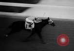 Standbild Handicap Pferderennen Camden New Jersey USA, 1957, aus Sekunde 49 historischem Filmmaterial Videoclip 65675043390