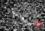 Standbild Fußballspiel Ohio United States USA, 1957, aus Sekunde 12 historischem Filmmaterial Videoclip 65675043391