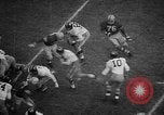 Standbild Fußballspiel Ohio United States USA, 1957, aus Sekunde 43 historischem Filmmaterial Videoclip 65675043391