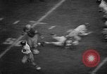 Standbild Fußballspiel Ohio United States USA, 1957, aus Sekunde 44 historischem Filmmaterial Videoclip 65675043391