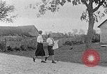 Standbild Hitler Youth Camp Polen, 1940, aus Sekunde 9 historischem Filmmaterial Videoclip 65675043399