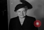 Standbild Lady sprechen United States USA, 1949, aus Sekunde 1 historischem Filmmaterial Videoclip 65675043421