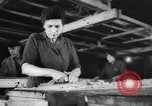 Standbild neue Häuser gebaut Europa, 1945, aus Sekunde 55 historischem Filmmaterial Videoclip 65675043443