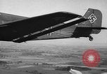 Image les parachutistes allemands Belgique, 1940, de la seconde 15 séquences d'archives historiques vidéo 65675043460