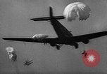 Image les parachutistes allemands Belgique, 1940, de la seconde 19 séquences d'archives historiques vidéo 65675043460