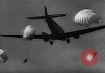 Image les parachutistes allemands Belgique, 1940, de la seconde 20 séquences d'archives historiques vidéo 65675043460