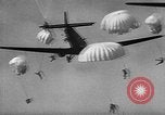 Image les parachutistes allemands Belgique, 1940, de la seconde 22 séquences d'archives historiques vidéo 65675043460