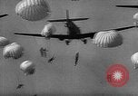 Image les parachutistes allemands Belgique, 1940, de la seconde 24 séquences d'archives historiques vidéo 65675043460