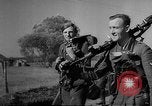 Immagine di Assalto tedesco Stug III a Varsavia rivolta Varsavia POLONIA, 1944, secondo 17 filmato di repertorio 65675043477