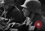 Immagine di Assalto tedesco Stug III a Varsavia rivolta Varsavia POLONIA, 1944, secondo 39 filmato di repertorio 65675043477