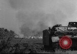 Immagine di Assalto tedesco Stug III a Varsavia rivolta Varsavia POLONIA, 1944, secondo 46 filmato di repertorio 65675043477
